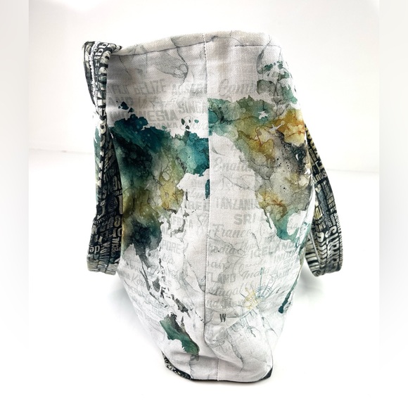 World Map Travel Tote - Picture 4 of 5